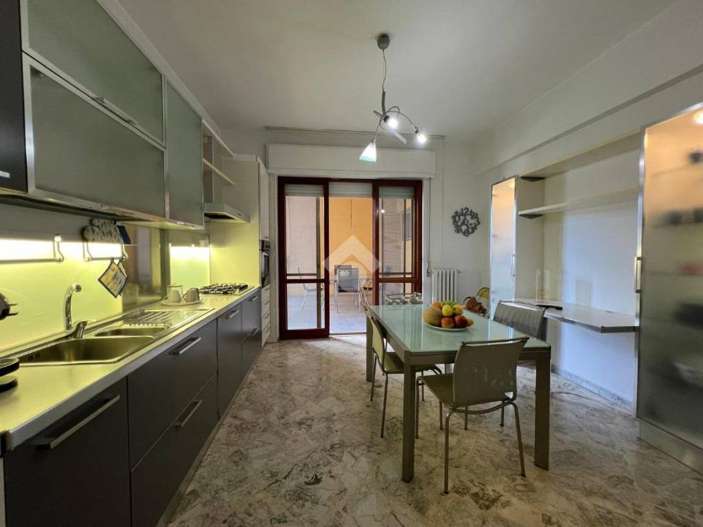 Appartamento a Barletta in Via Monsignor Salvatore Santeramo - Foto 4