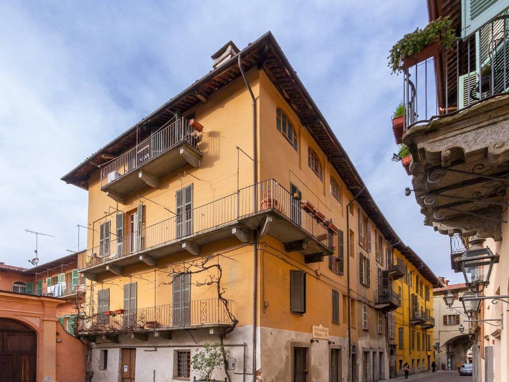 Appartamento a Saluzzo in Via Palazzo di Città, 10 - Foto 3