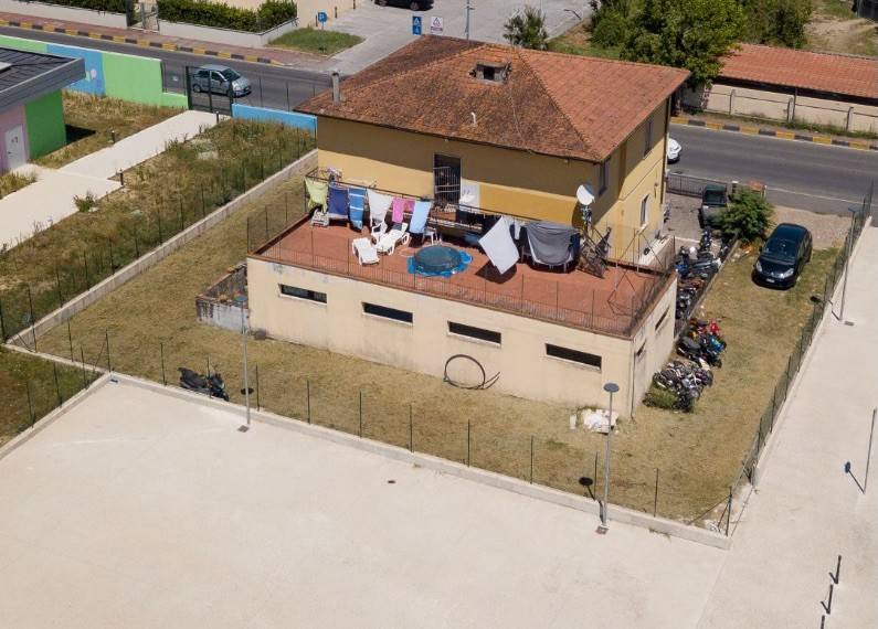 Appartamento a Montevarchi in Via Aretina - Foto 3