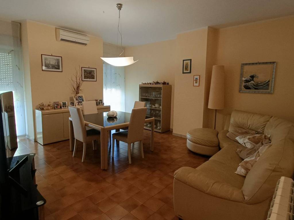 Villetta a schiera a Cisterna di latina in Via G. Sciarretta, 7 - Foto 2