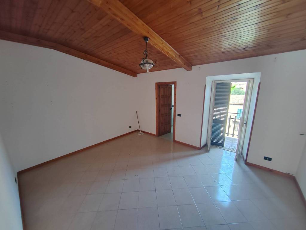 Appartamento a Maenza in Via Dante Alighieri - Foto 3