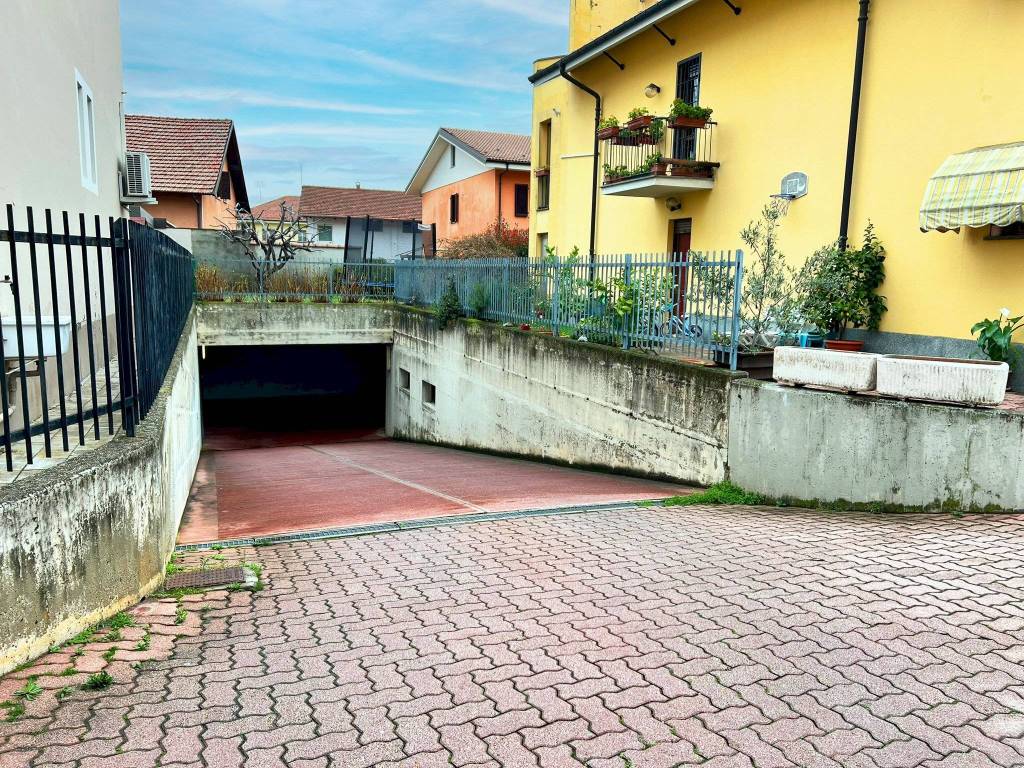 Box / garage a Saluzzo in Via Fratelli Pistoi, 12 - Foto 3