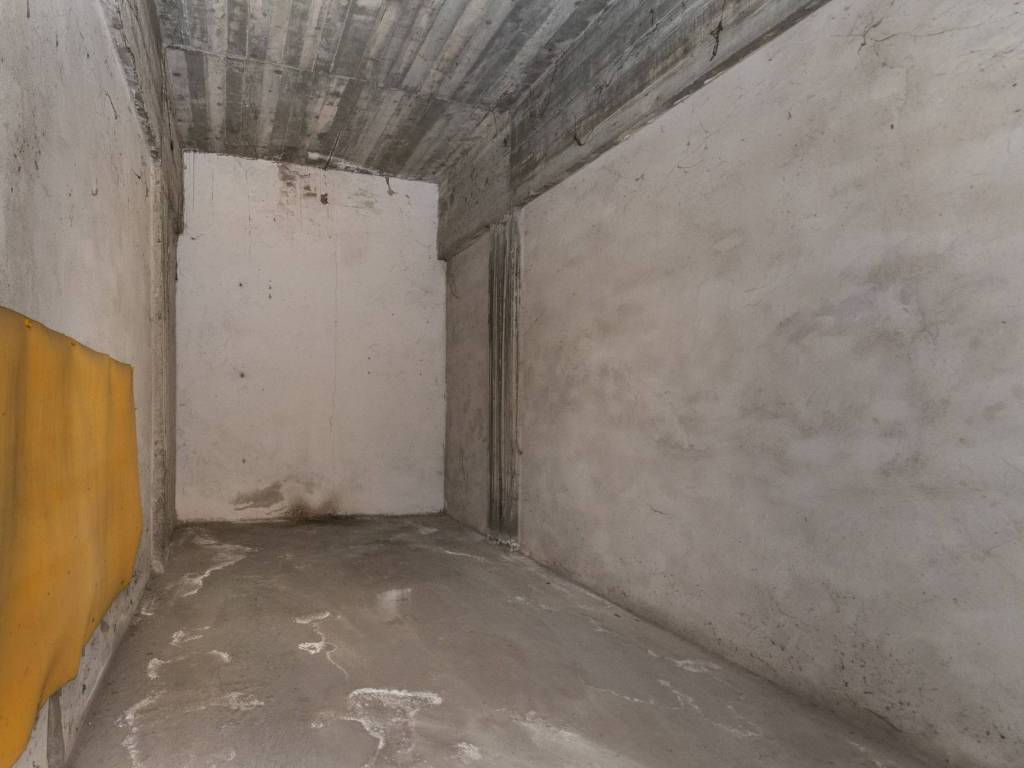 Box / garage a Saluzzo in Via Savigliano, SNC - Foto 5