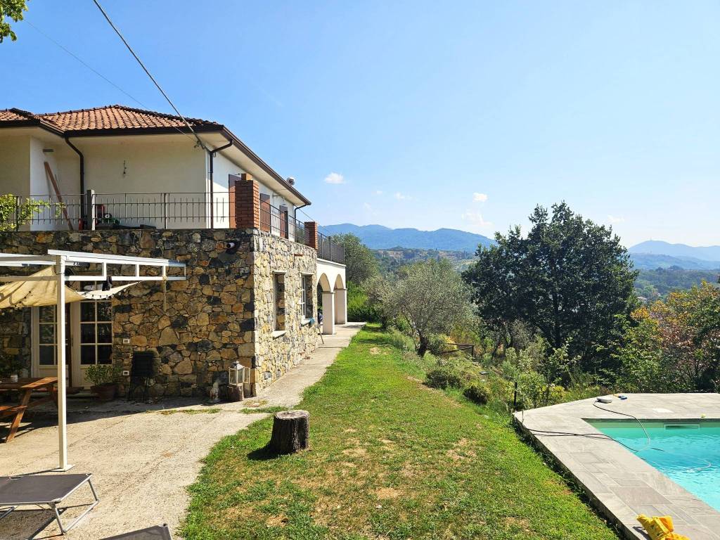Villa a Sarzana in Via Montata di Sarzanello, 17 - Foto 5