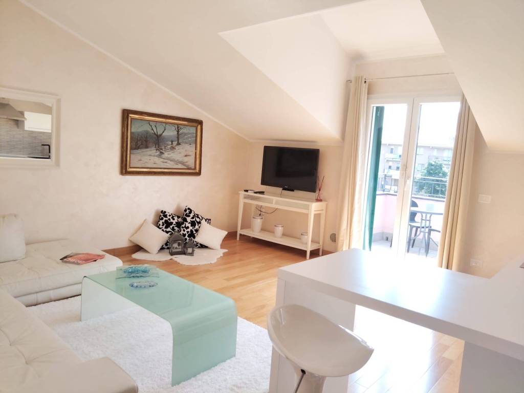 Appartamento a Albenga in Via Genlis Lus - Foto 3