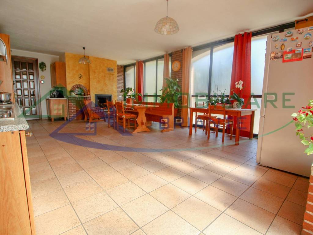 Villa a Besnate in Via Giovanni Pascoli - Foto 5