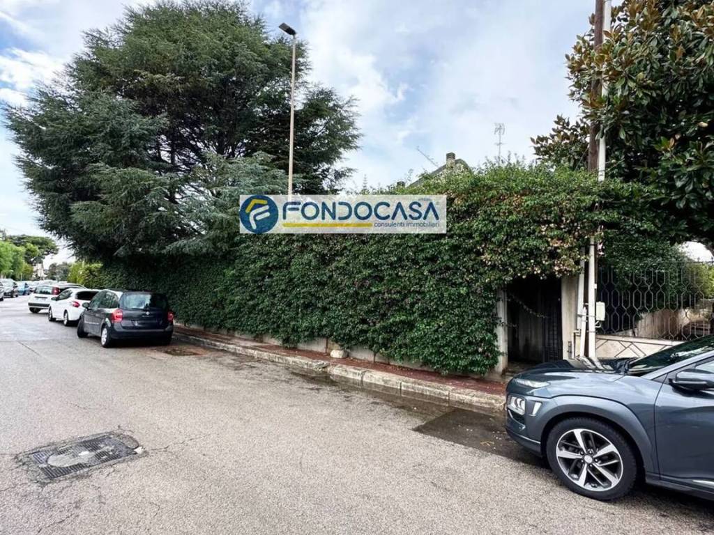 Villa a Brindisi in Via Ancona, 5 - Foto 2
