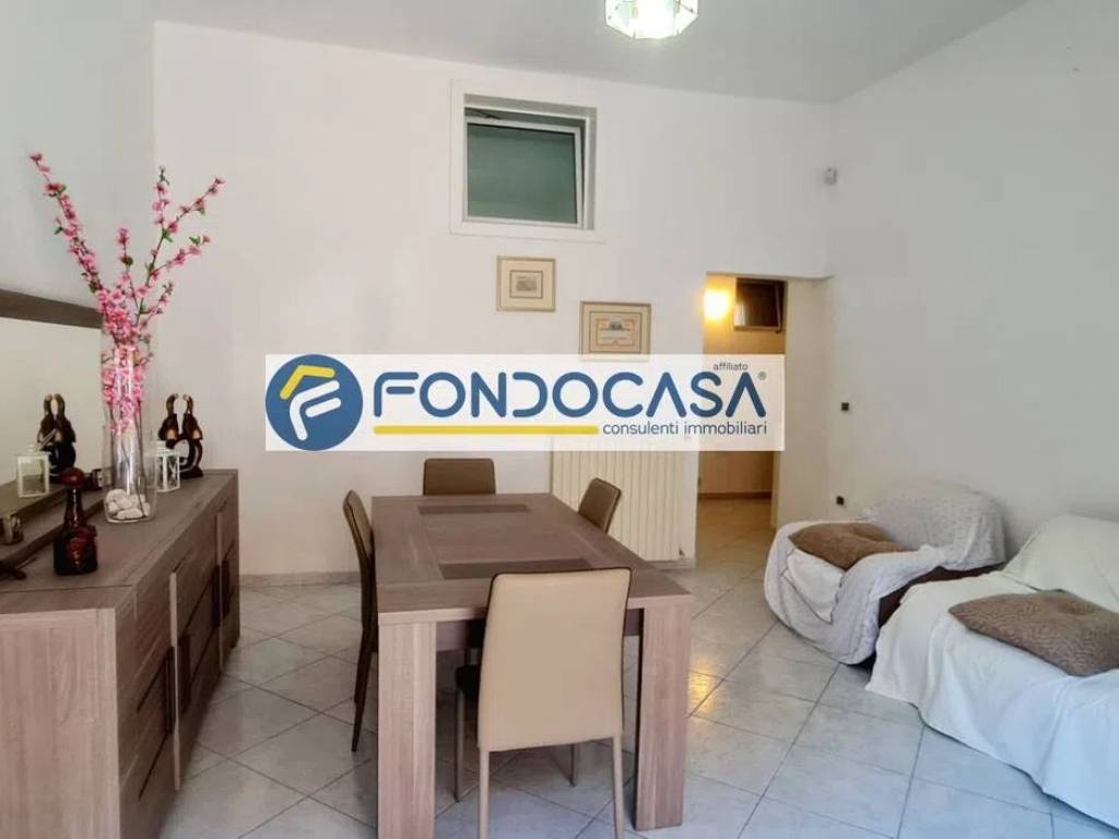 Appartamento a Brindisi in Via Trento, 63 - Foto 2