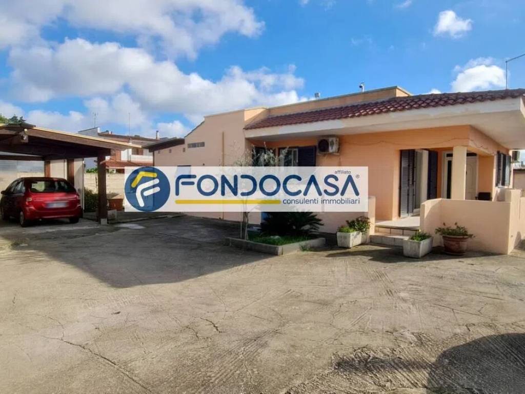Villa a Brindisi in Via Stazione, 168 - Foto 2
