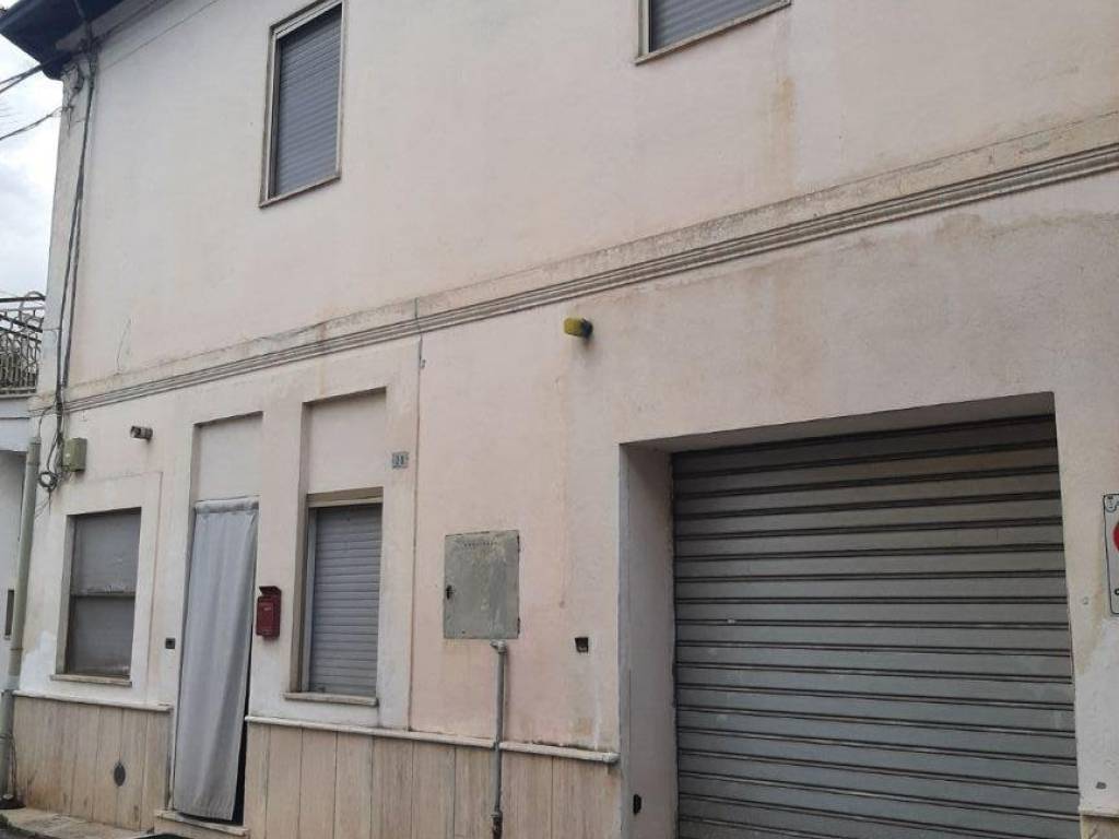 Villa a Avezzano in Via Cecconi - Foto 2