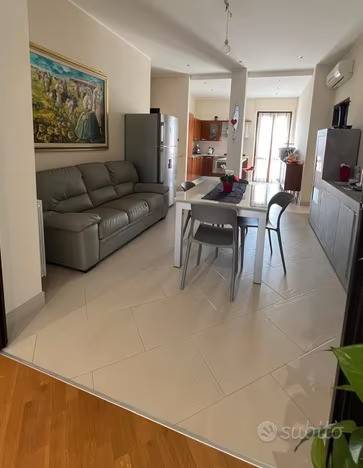 Appartamento a Oristano in Via Degli Artigiani, 2, 09170 Oristano Or, Italia - Foto 3