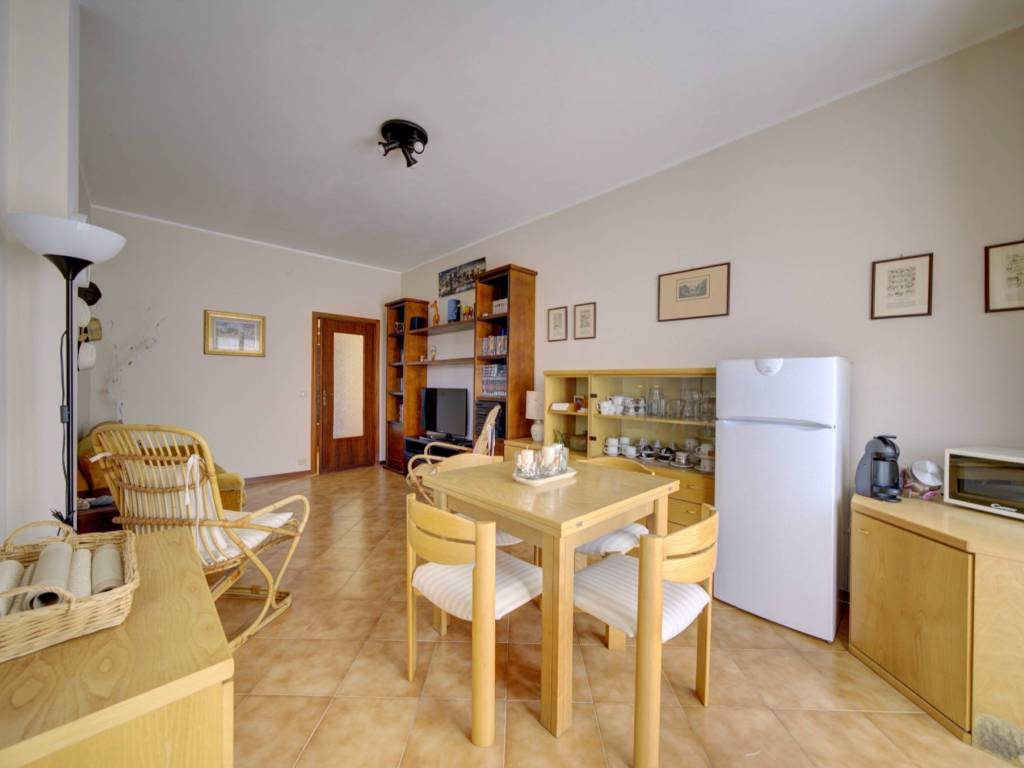 Appartamento a Andora in Via Cristoforo Colombo, 15 - Foto 2