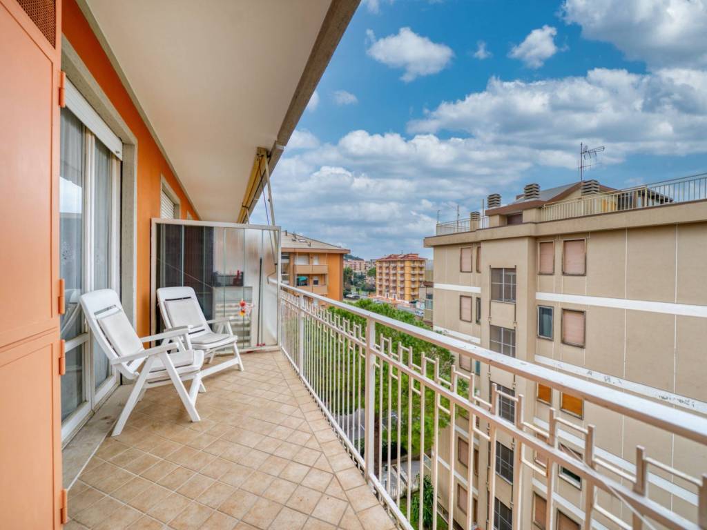 Appartamento a Andora in Via Cristoforo Colombo, 15 - Foto 5