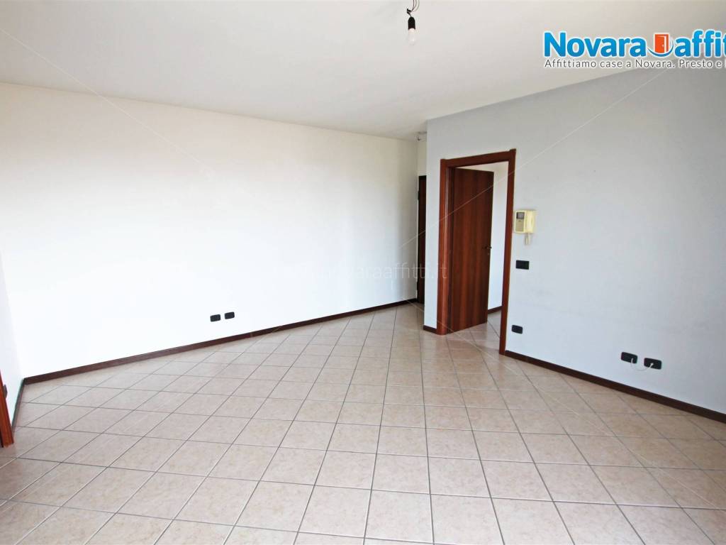 Appartamento a Galliate in Via 10 Febbraio 1947 - Foto 2