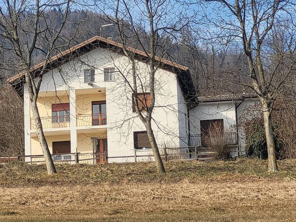 Villa a Pedavena in Via Col, 13 - Foto 2
