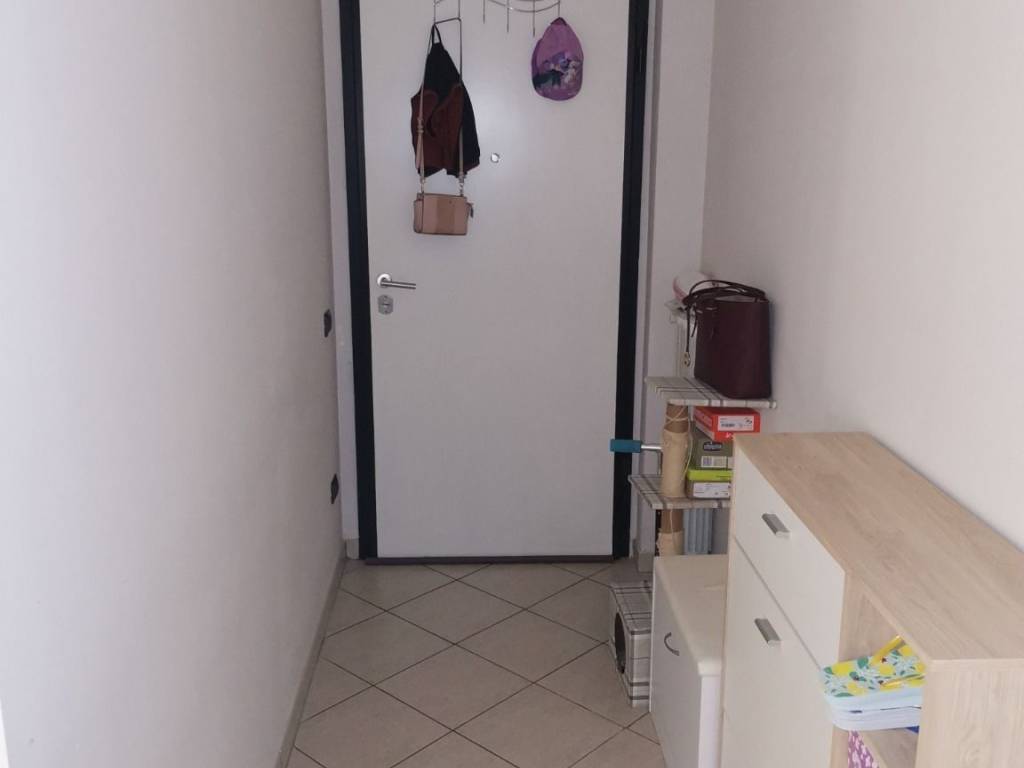 Appartamento a Biandronno in Via Pio Selvino, 5 - Foto 3