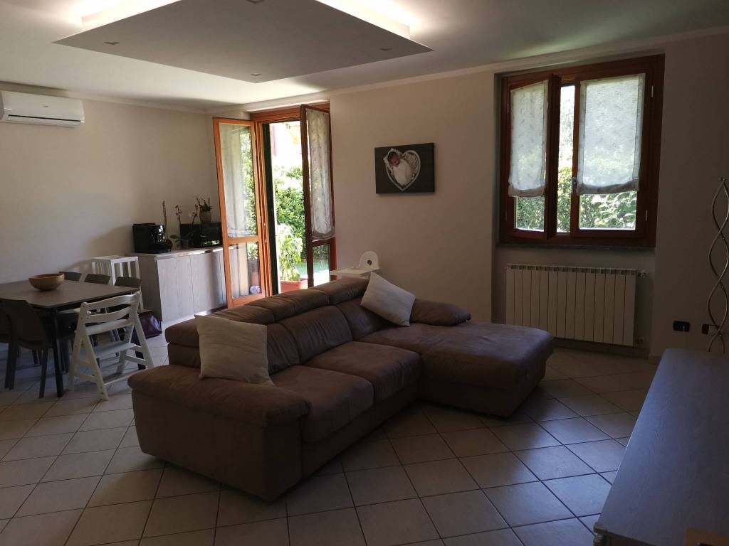 Appartamento a Biandronno in Via Pio Selvino, 5 - Foto 4