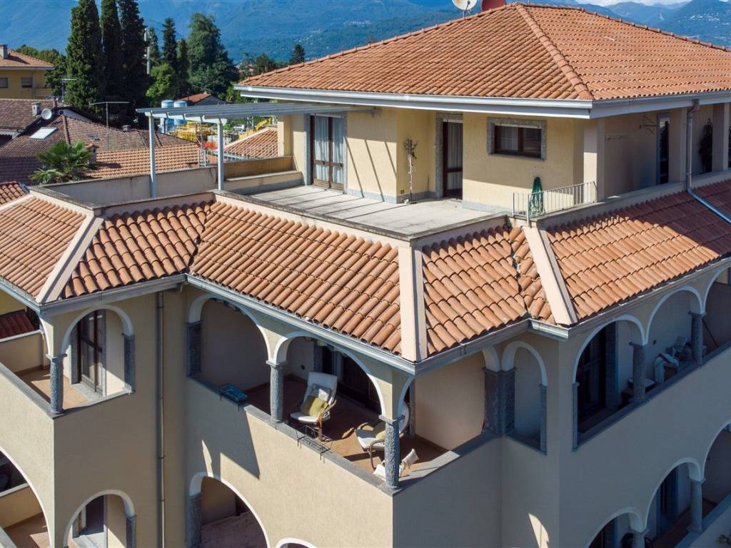 Appartamento a Stresa in Via Giuseppe Verdi, 24 - Foto 2