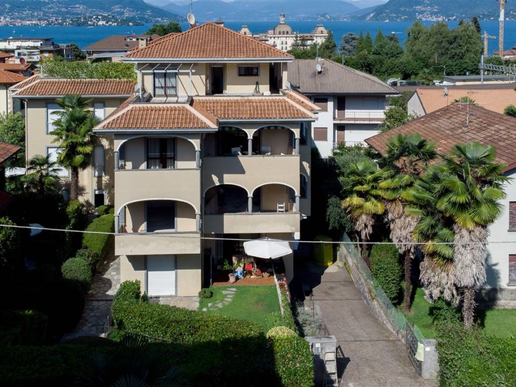 Appartamento a Stresa in Via Giuseppe Verdi, 24 - Foto 3