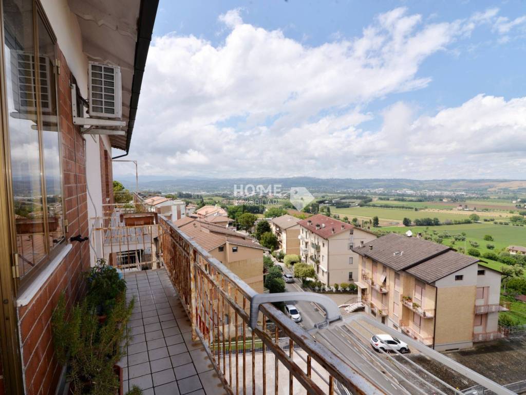 Appartamento a Corridonia in Via Porta di Sejano - Foto 5