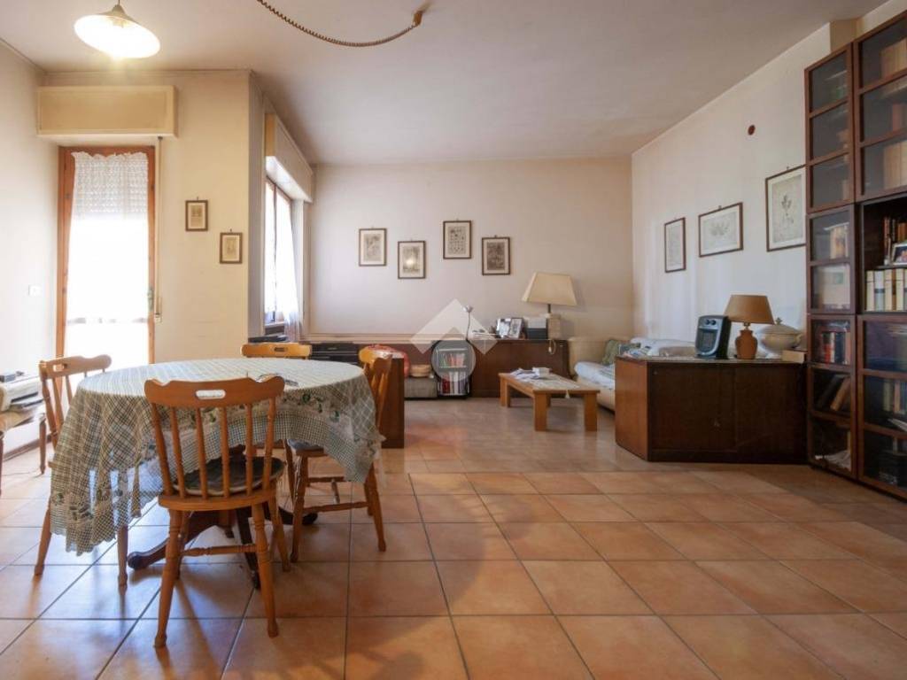Appartamento a Roseto degli abruzzi in Via Patini, 3 - Foto 2