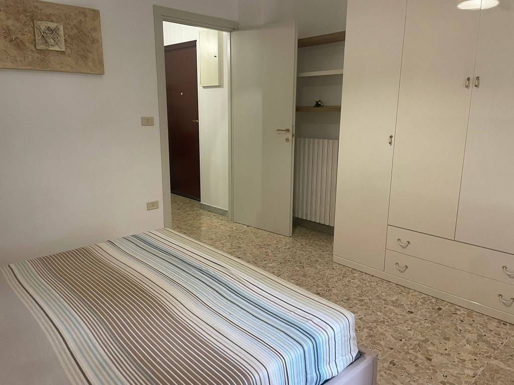 Appartamento a Taranto in Via Giovanni Presicci - Foto 5