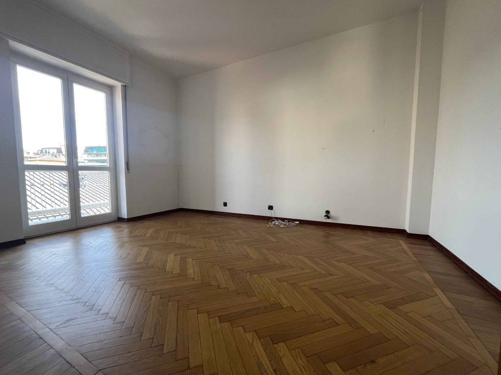 Appartamento a Sesto calende in Viale Italia - Foto 4