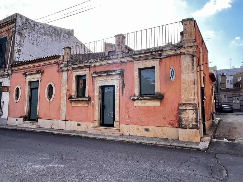 Appartamento a Avola in Via Alessandro Manzoni, 34 - Foto 4