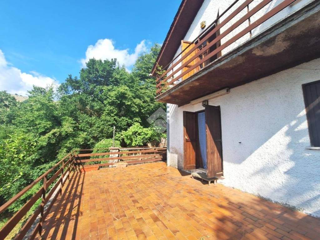 Villa a Serrone in Via del Fontanile, 46 - Foto 4