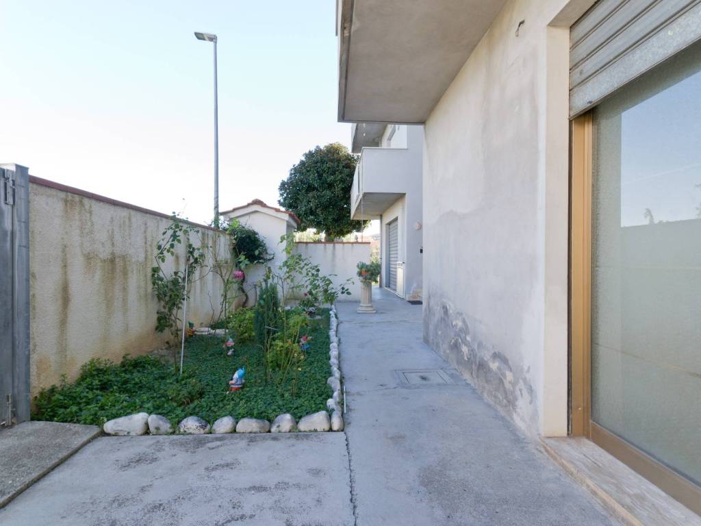 Appartamento a Spoltore in Via Marche, 12 - Foto 2