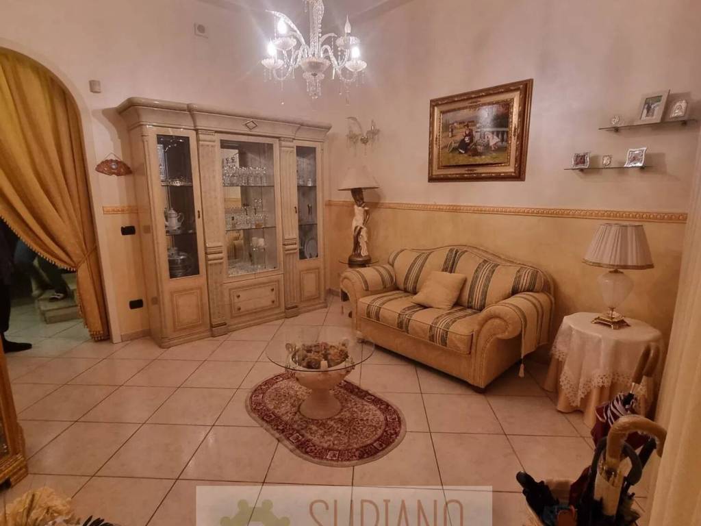 Villa a Andria in Piazza Mater Gratiae, 11 - Foto 2