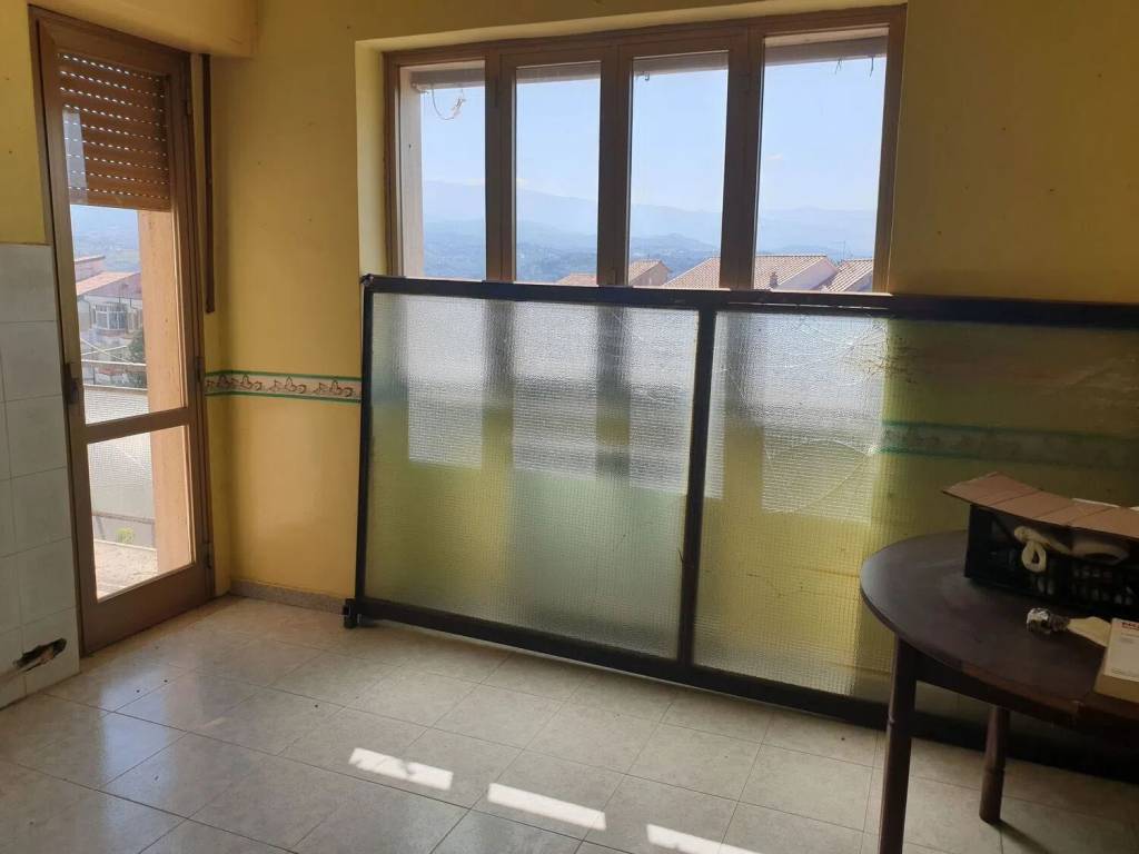 Appartamento a Cosenza in Via Tristano Codignola, 40 - Foto 3