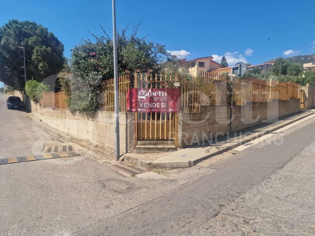 Terreno a Capoterra in via Bari , 27 - Foto 2