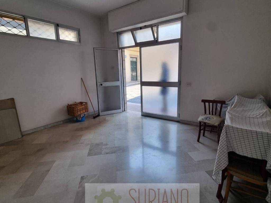 Appartamento a Andria in Via Vittorio Alfieri - Foto 2