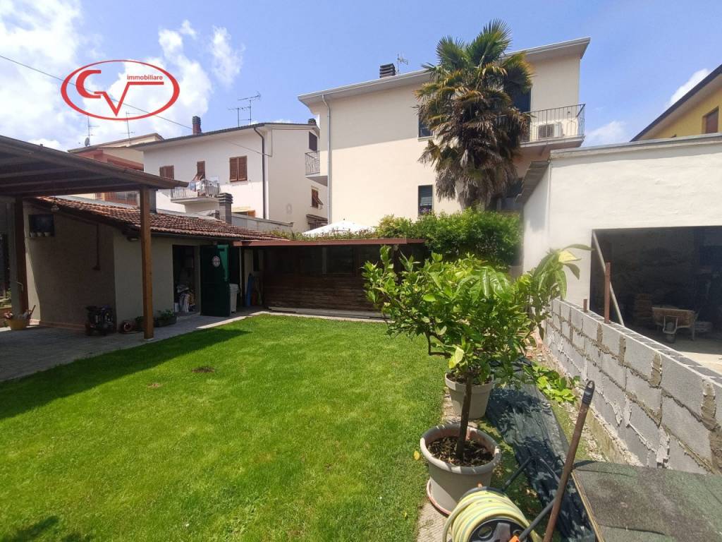 Appartamento a Montevarchi in Via Pestello - Foto 5