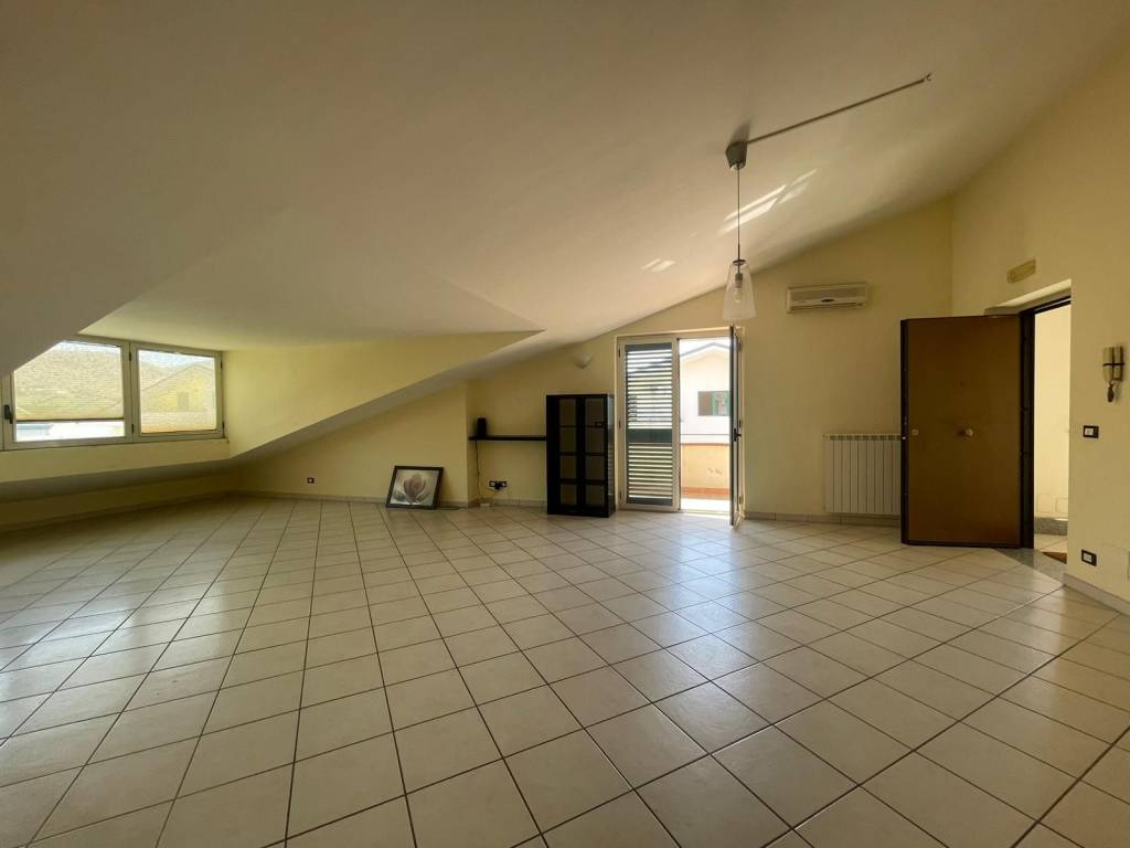 Appartamento a Vitulazio in Via Luciani - Foto 3