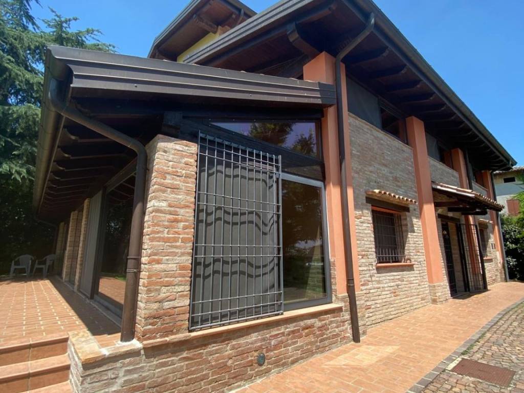 Villa a Castelvetro di modena in Via Lunga - Foto 3