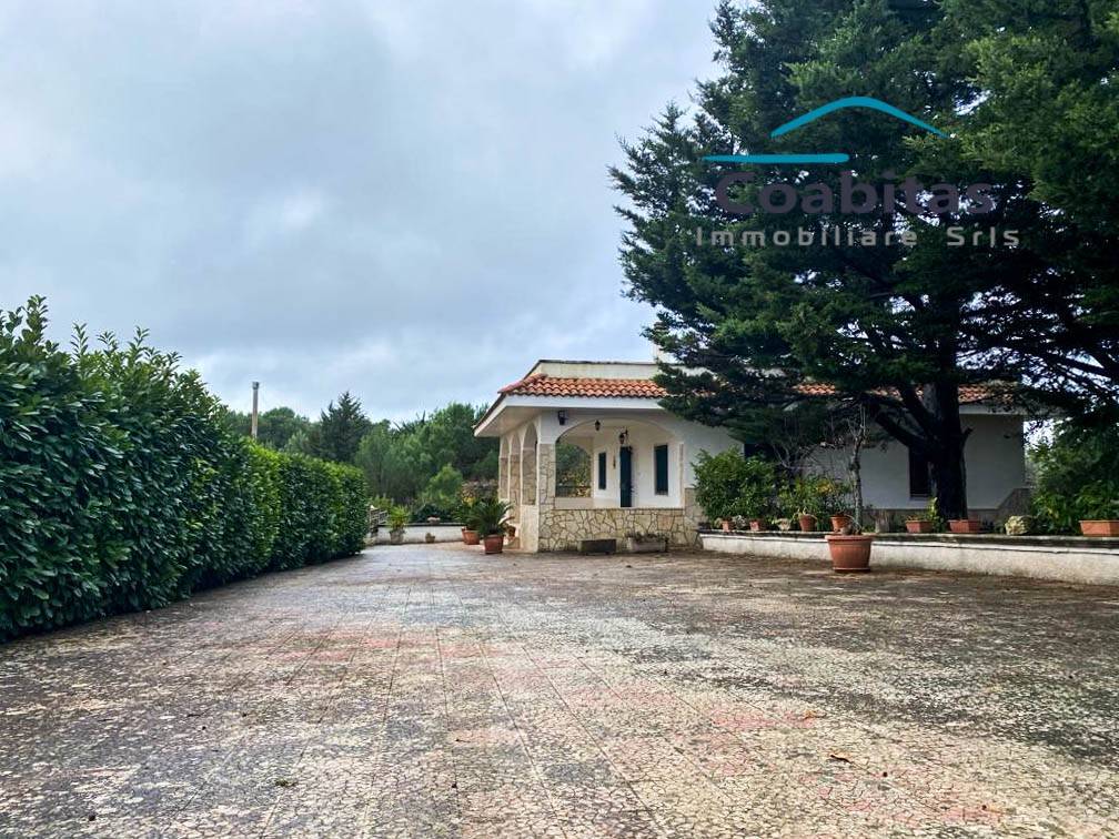 Villa a Martina franca in Strada Lamia Vecchia Zona F - Foto 3