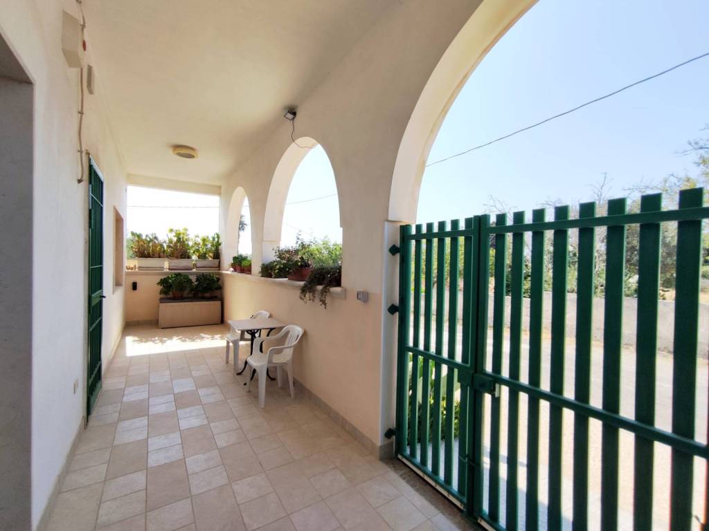 Villa a Manduria in Via Riva Chidro, 10 - Foto 2