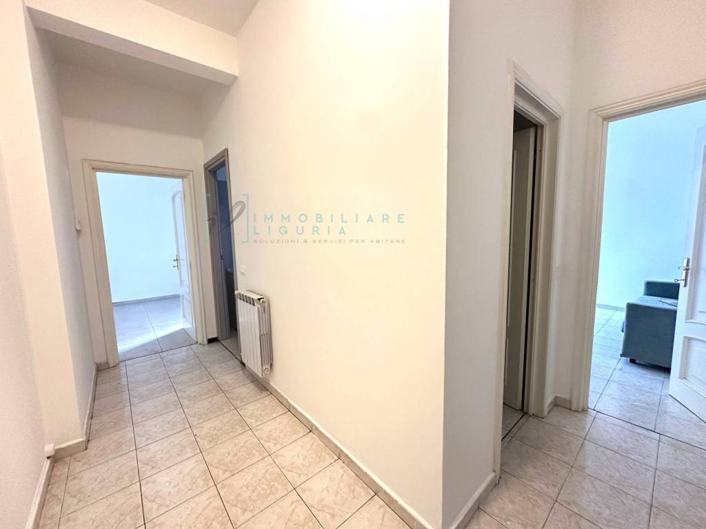 Appartamento a Albenga in Via Paccini - Foto 3