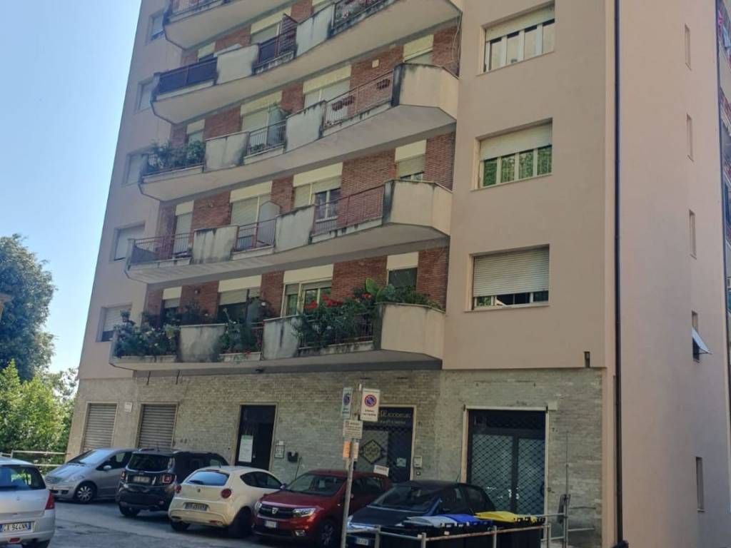 Appartamento a Frosinone in Via delle Fosse Ardeatine - Foto 3