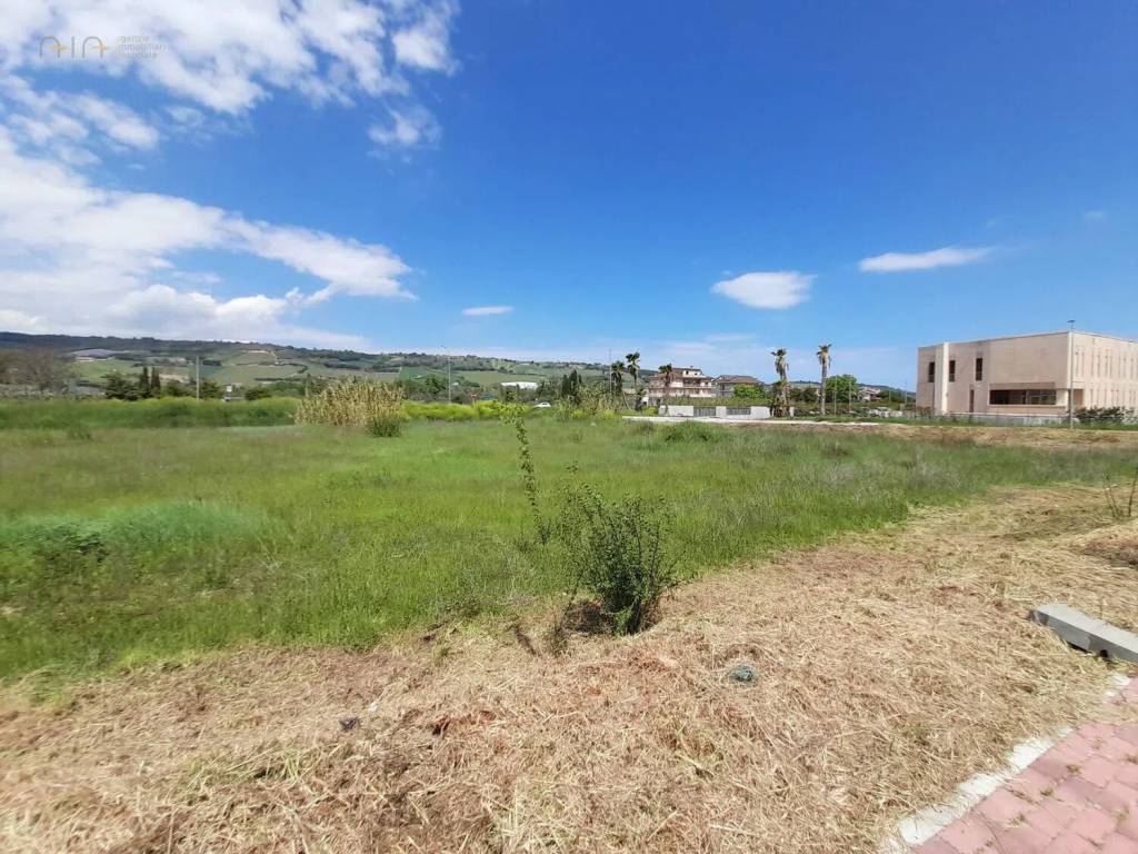 Terreno a Campofilone in Via Gentile Da Fabriano - Foto 2