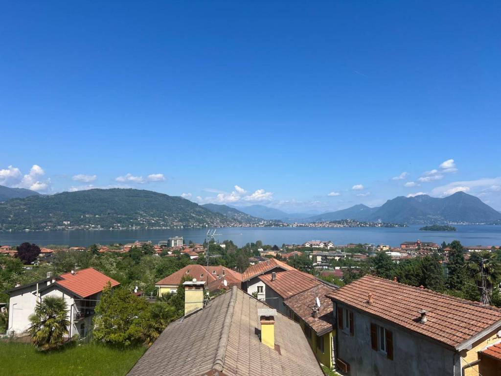 Casa indipendente a Baveno in Via Cave Oltrefiume - Foto 2