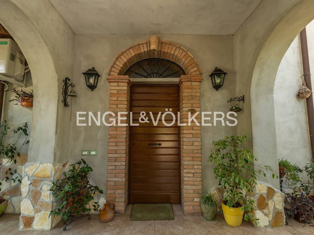 Villa a Poggio mirteto in Via Carlo Parlagreco - Foto 3