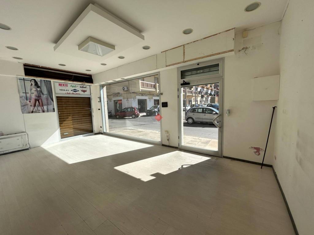 Immobile a Grottaglie in Piazza Giuseppe Verdi, 8 - Foto 5