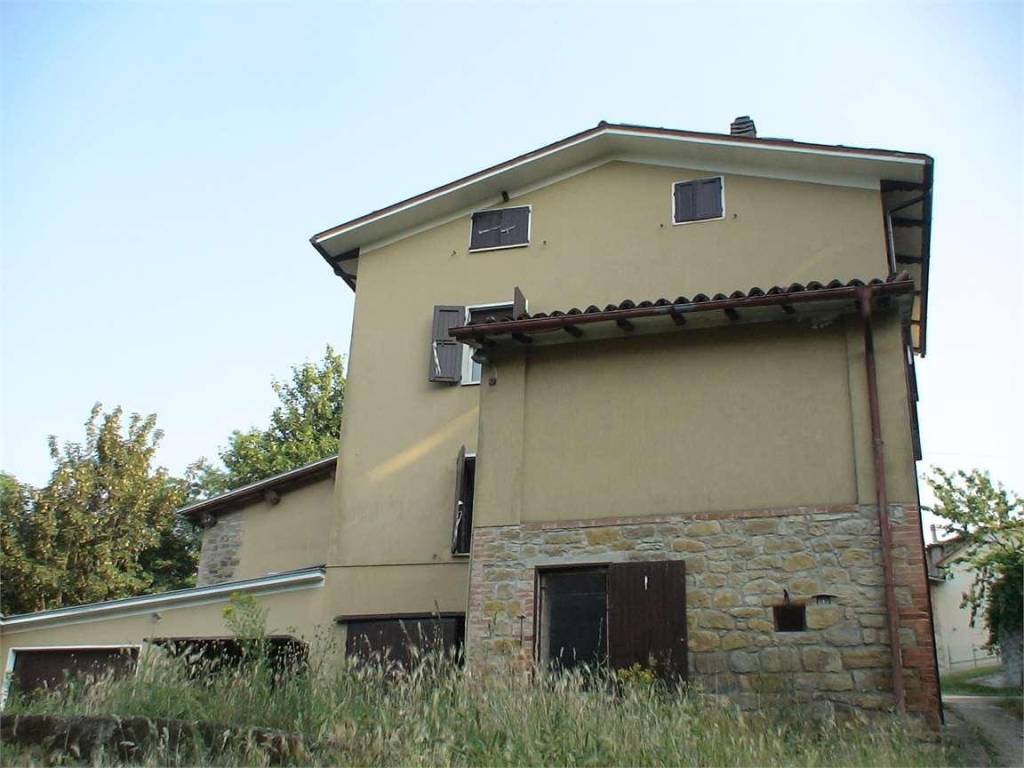 Casa indipendente a Neviano degli arduini in strada cesura - Foto 2