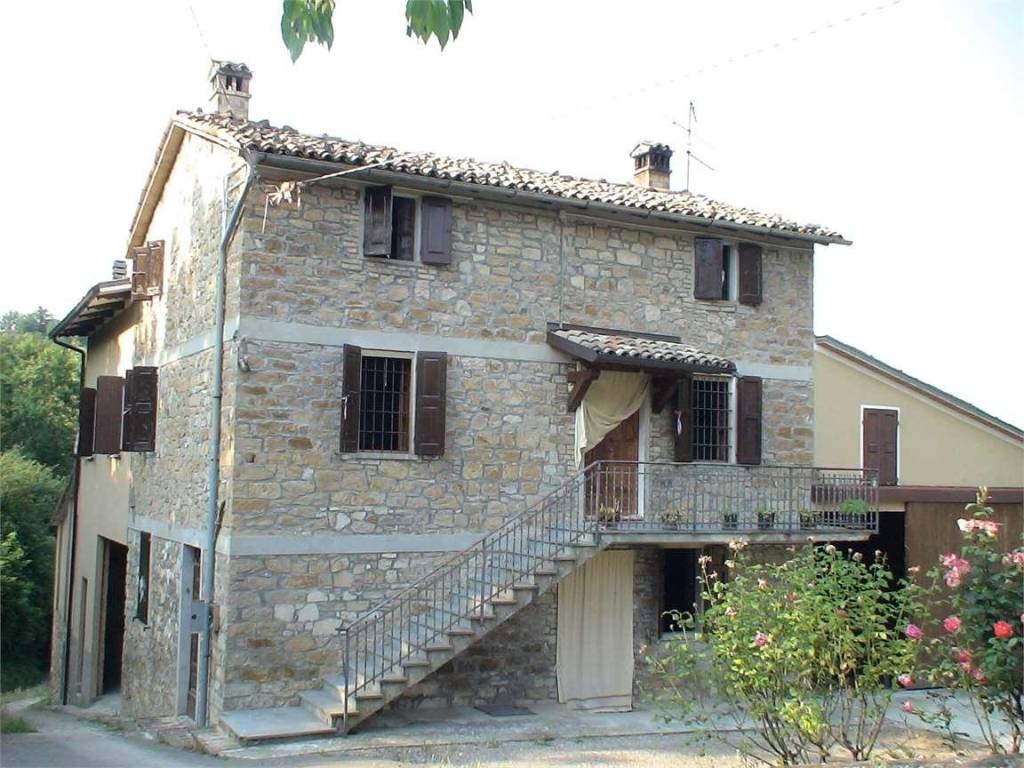 Casa indipendente a Neviano degli arduini in strada cesura - Foto 3