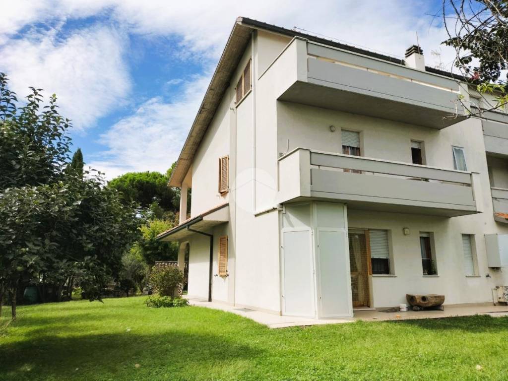 Casa indipendente a Fano in Via del Fiume - Foto 2