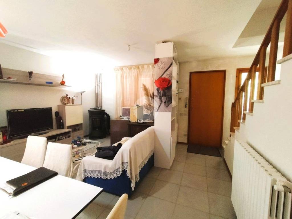 Casa indipendente a Fano in Via del Fiume - Foto 5