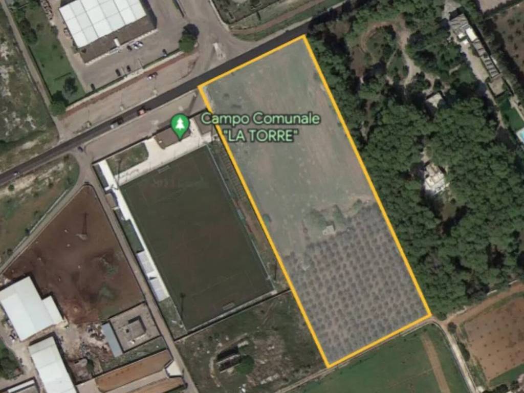 Terreno a Castrignano de' greci in Via Corigliano D'Otranto - Foto 2